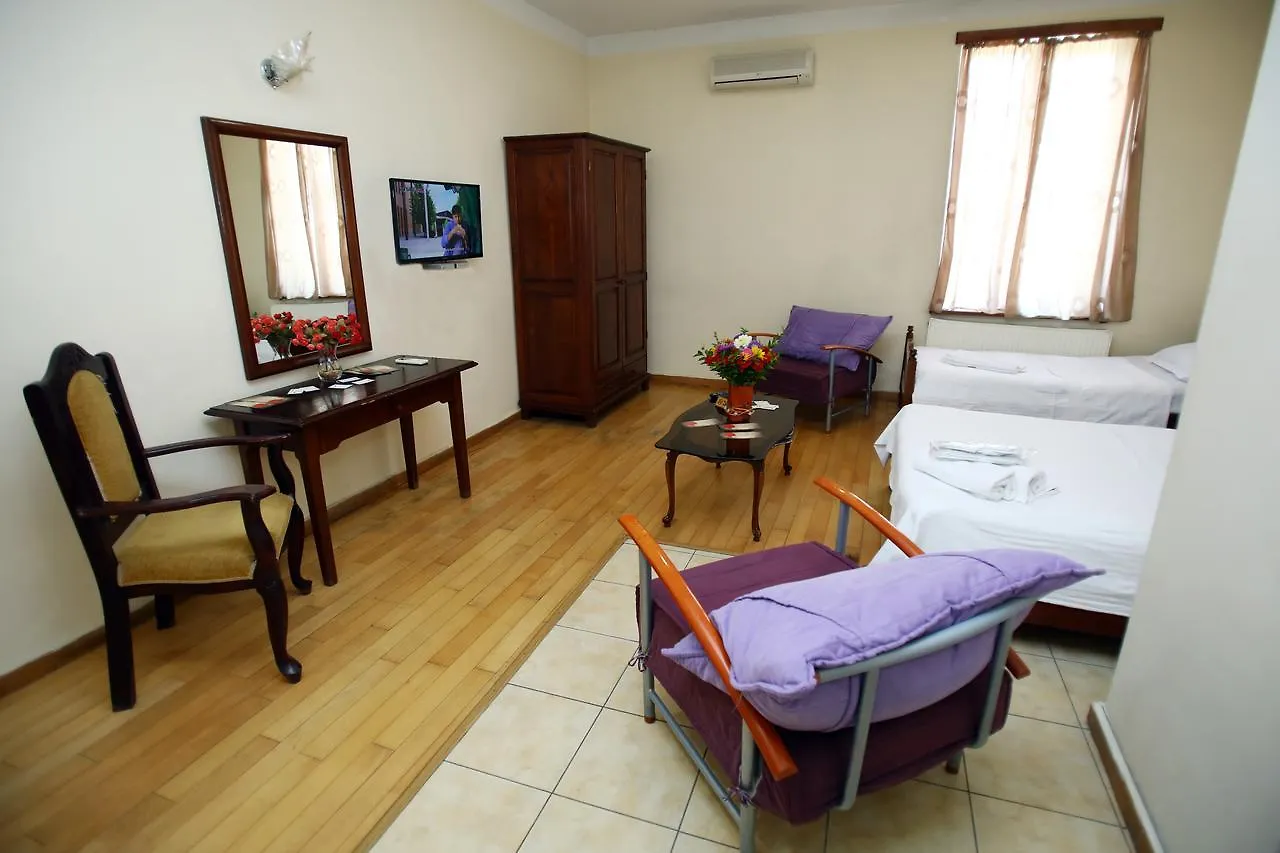 Hotel Rose Tbilisi 4*,  Georgien